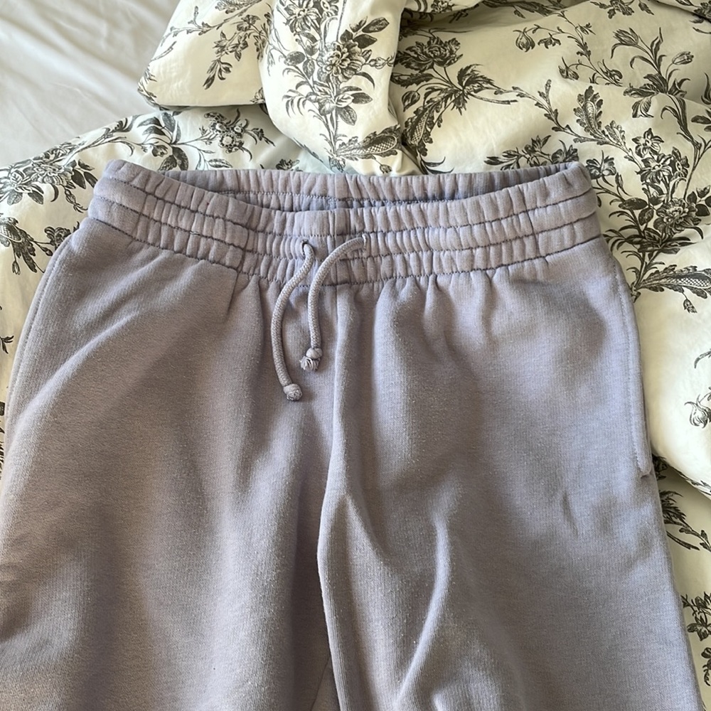 Lilac TNA Sweatpants